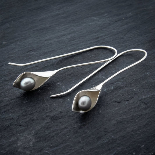 Vintage Leaf & Pearl Earrings