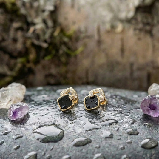 Vintage Onyx Golden Earrings