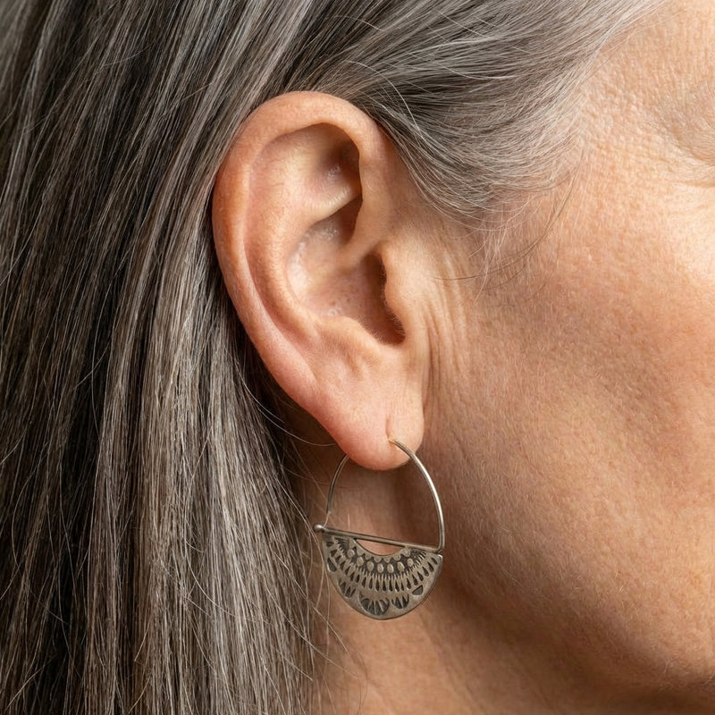 Vintage Silver Hollow Crest Earrings
