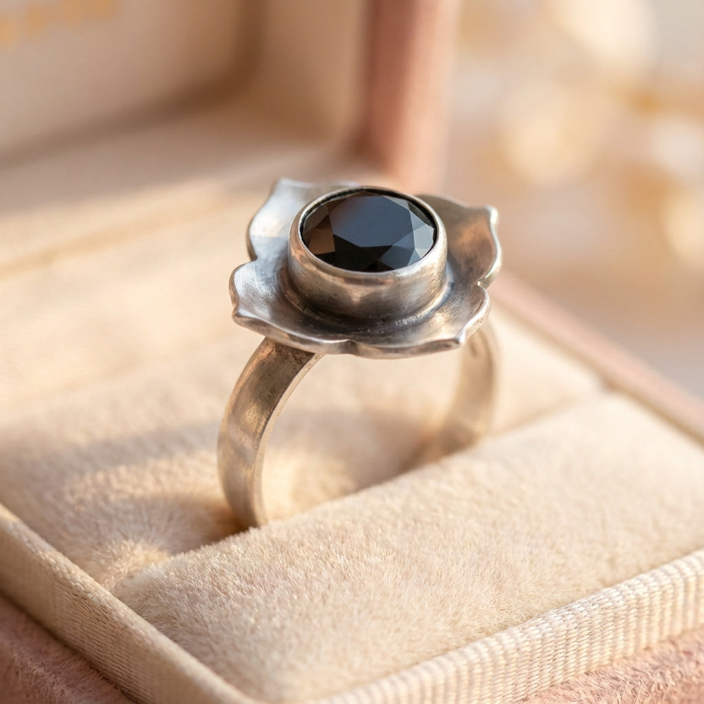 Vintage Silver Onyx Ring