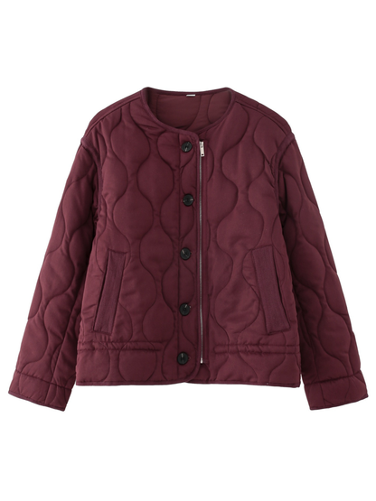 Effortlessly Elegant Jacket with a Timeless Design