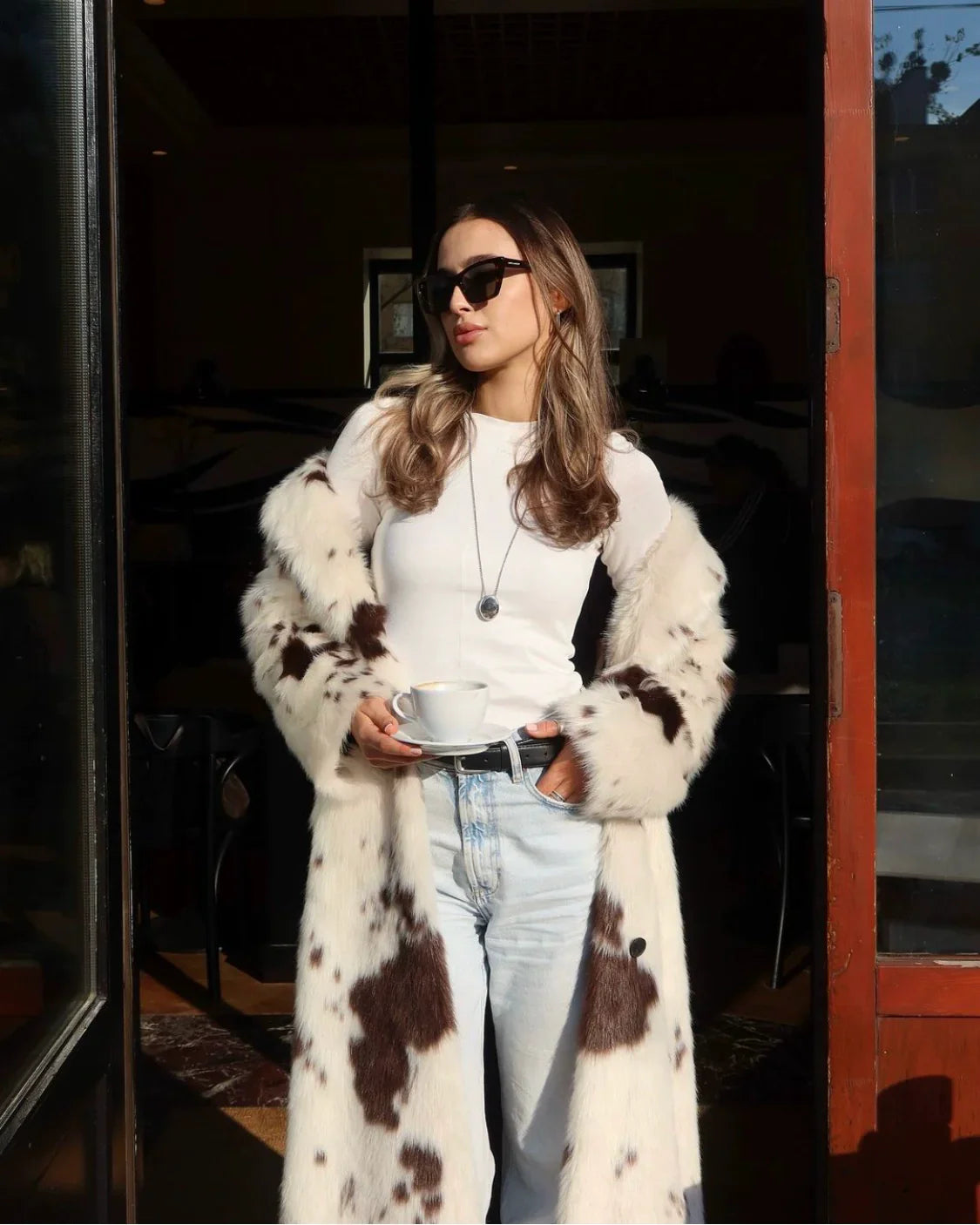 Beautifully Finished Coat in a Timeless Design
