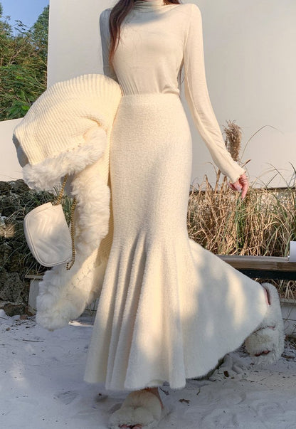 Effortlessly Elegant Garment with a Timeless Design