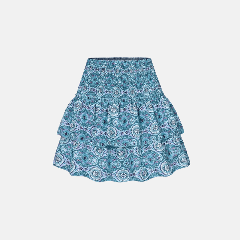 Sophisticated Garment with a Clean Classic Look