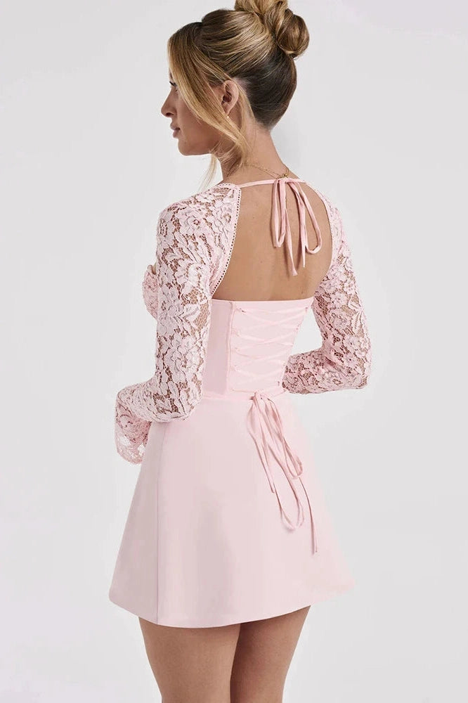 Gracefully Styled Dress for Any Occasion