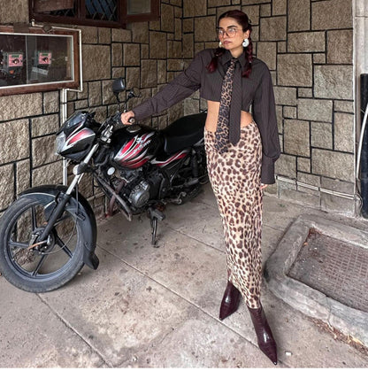 Effortlessly Elegant Garment with a Timeless Design
