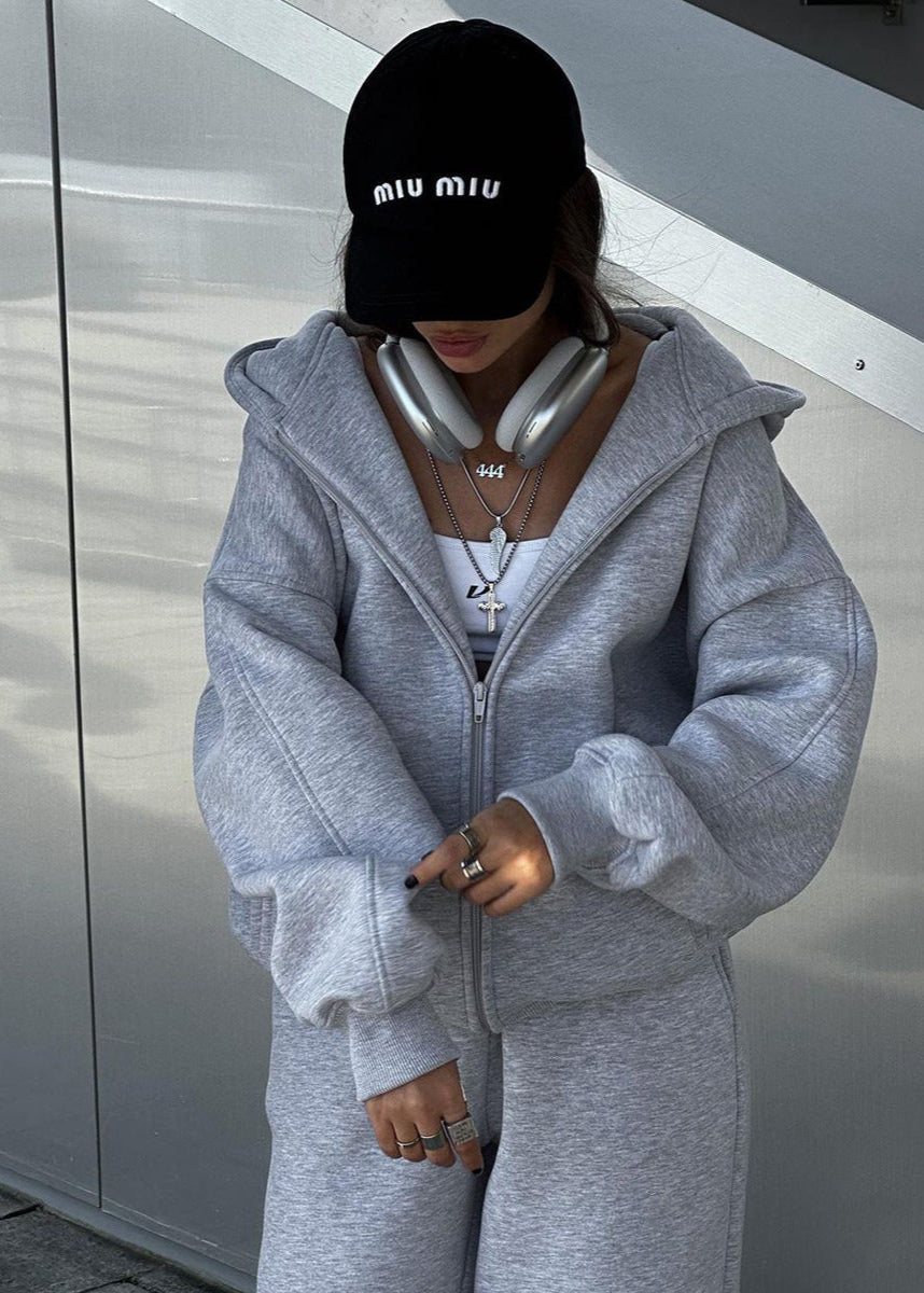 Gracefully Styled Pants for Any Occasion