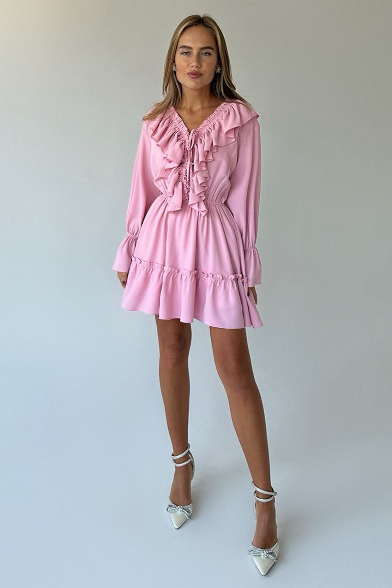 Polished Dress with an Effortless Classic Look