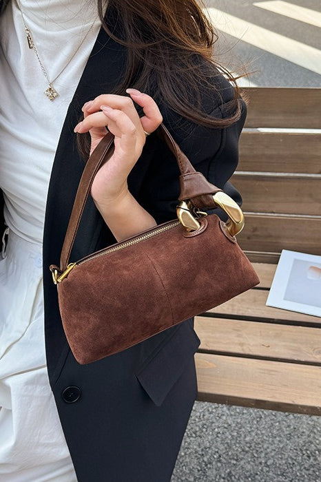 Beautifully Finished Bag in a Timeless Design