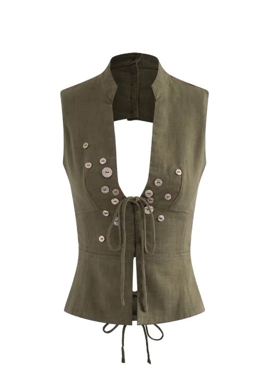 Beautifully Balanced Top with Timeless Character