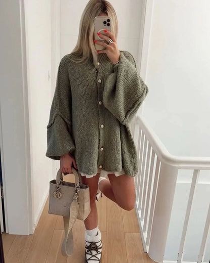 Elegantly Styled Cardigan for Everyday Wear