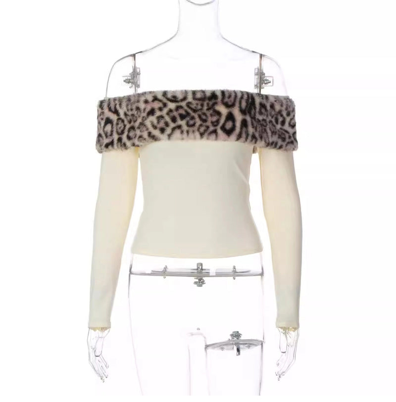 Well Tailored Top with a Graceful Silhouette