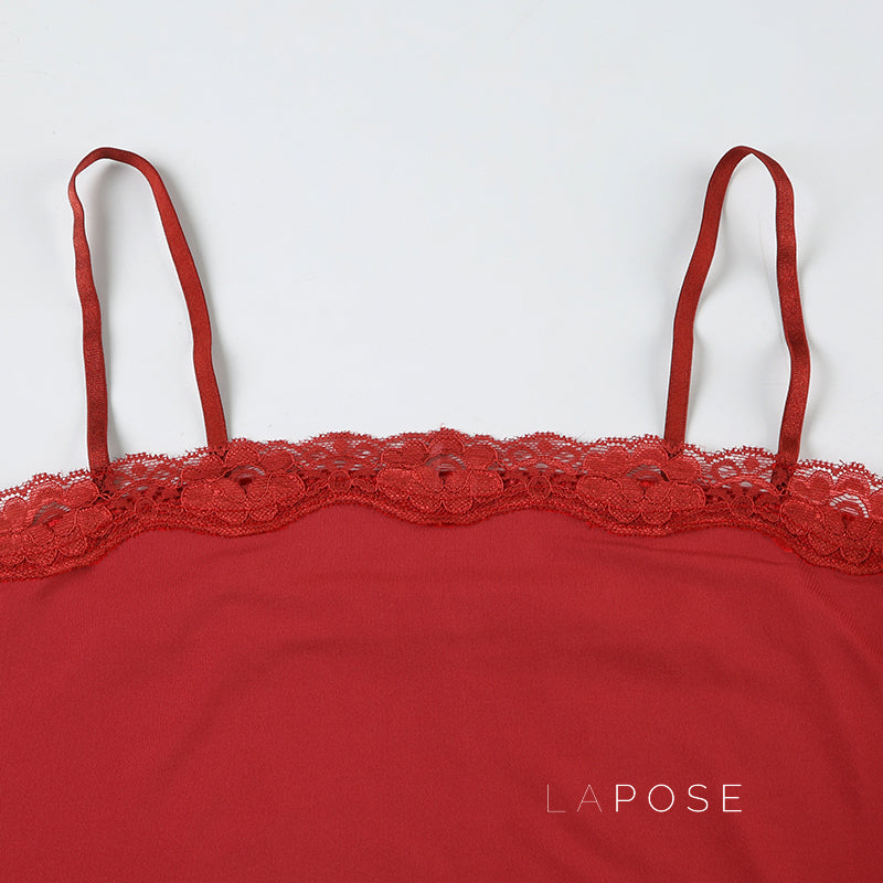 Well Tailored Garment with a Graceful Silhouette