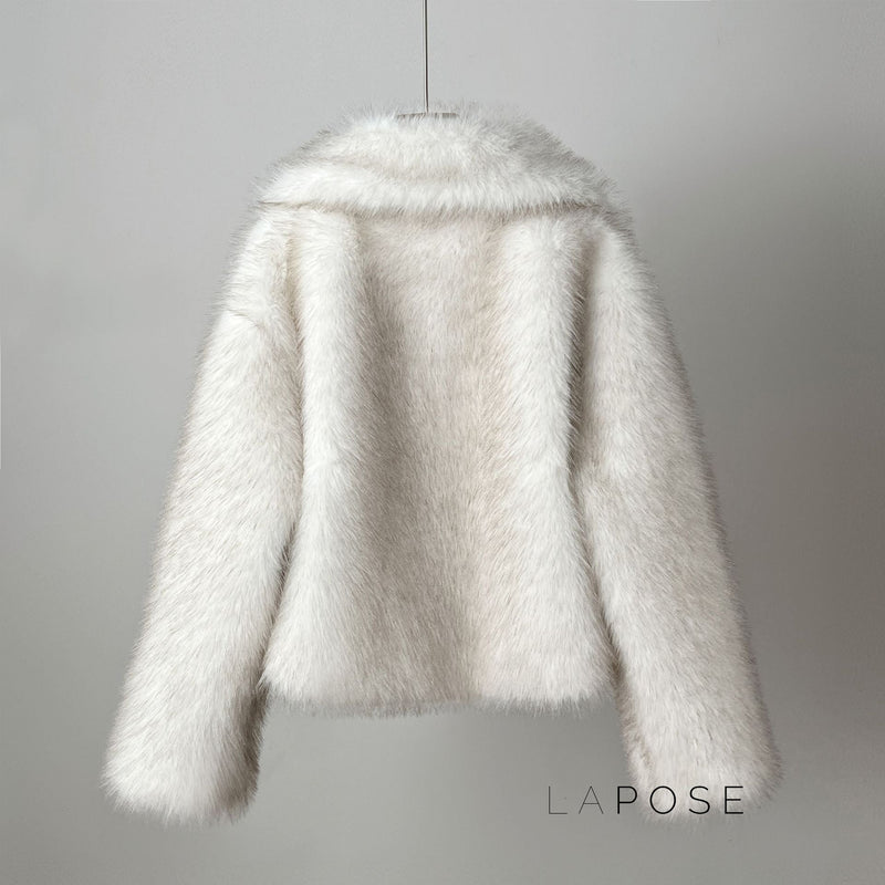 Beautifully Finished Coat in a Timeless Design