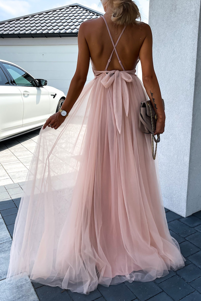 Sophisticated Dress with a Clean Classic Look