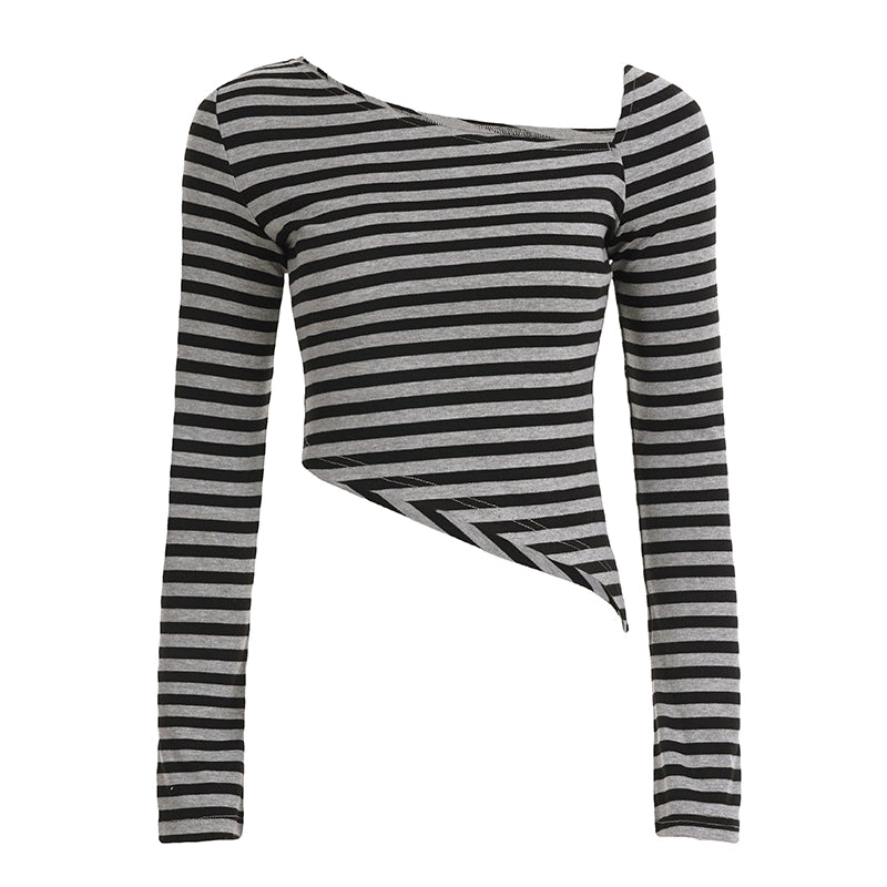 Effortlessly Elegant Top with a Timeless Design