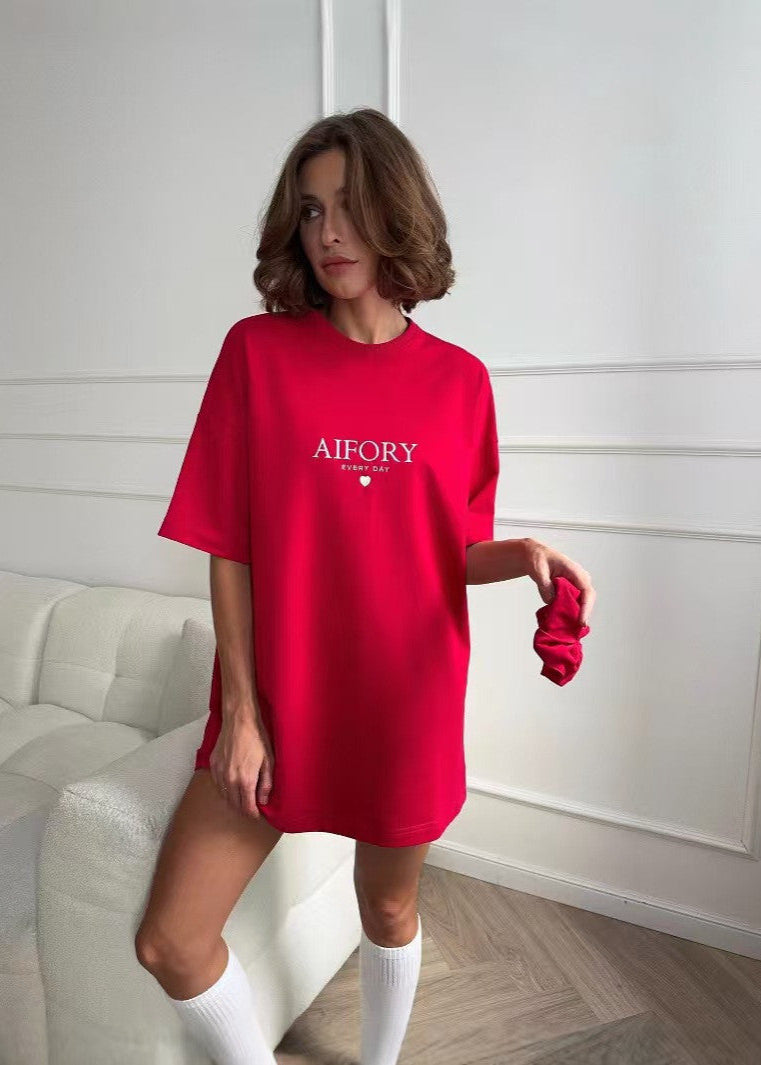 Effortlessly Elegant Garment with a Timeless Design