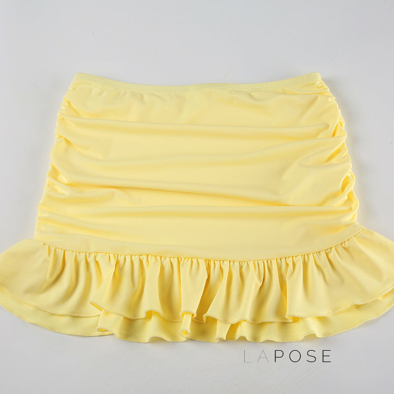 Effortlessly Elegant Garment with a Timeless Design