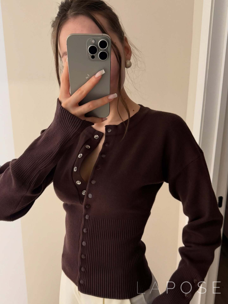 Polished Cardigan with an Effortless Classic Look