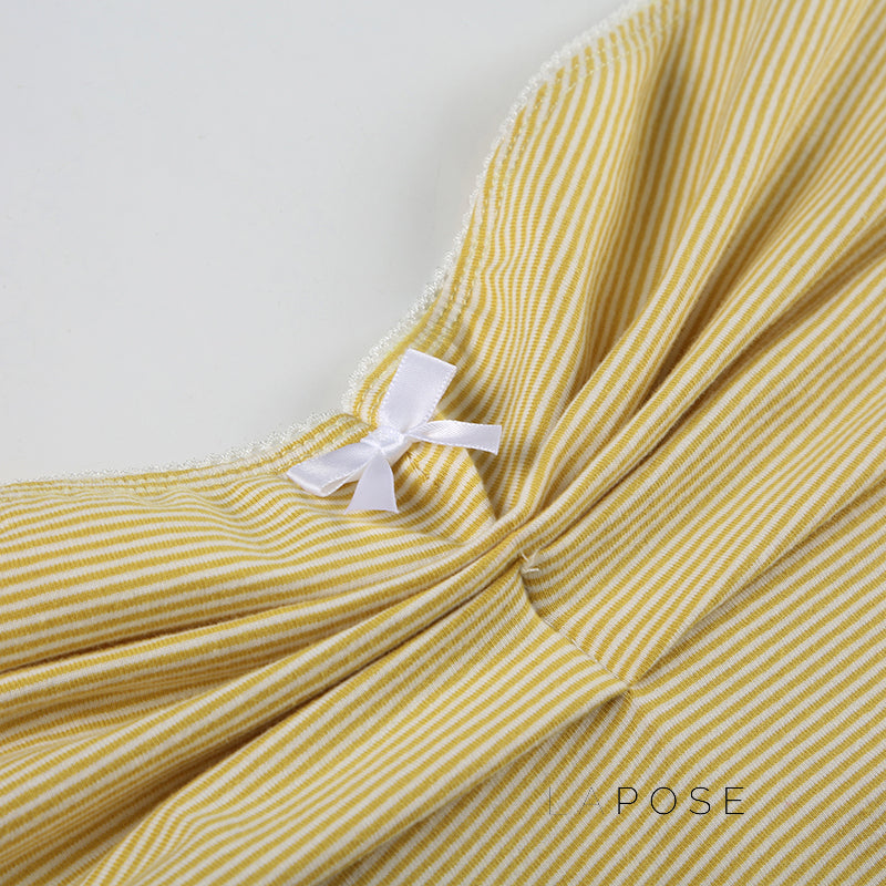 Well Tailored Top with a Graceful Silhouette