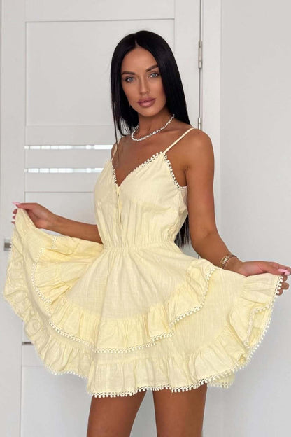 Beautifully Crafted Dress in a Classic Style