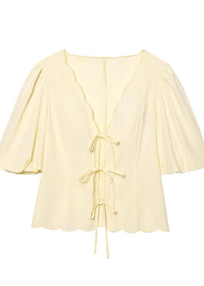 Beautifully Crafted Blouse in a Classic Style