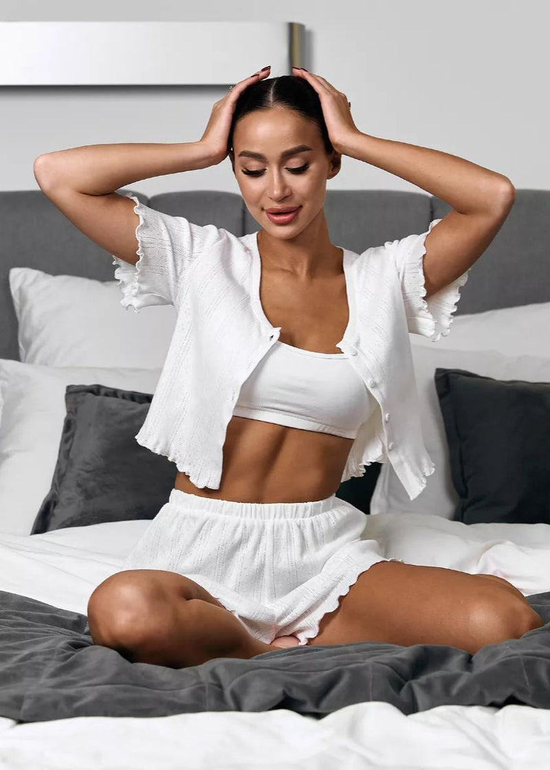 Effortlessly Elegant Top with a Timeless Design