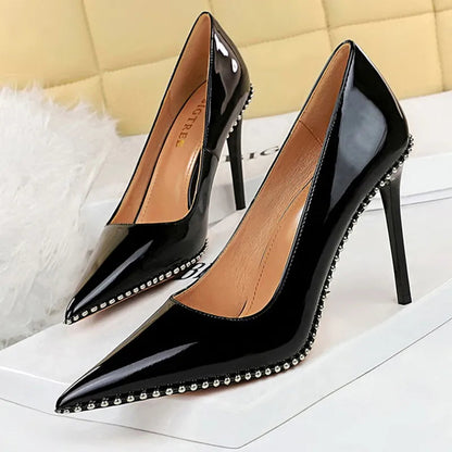 Polished Heels with an Effortless Classic Look