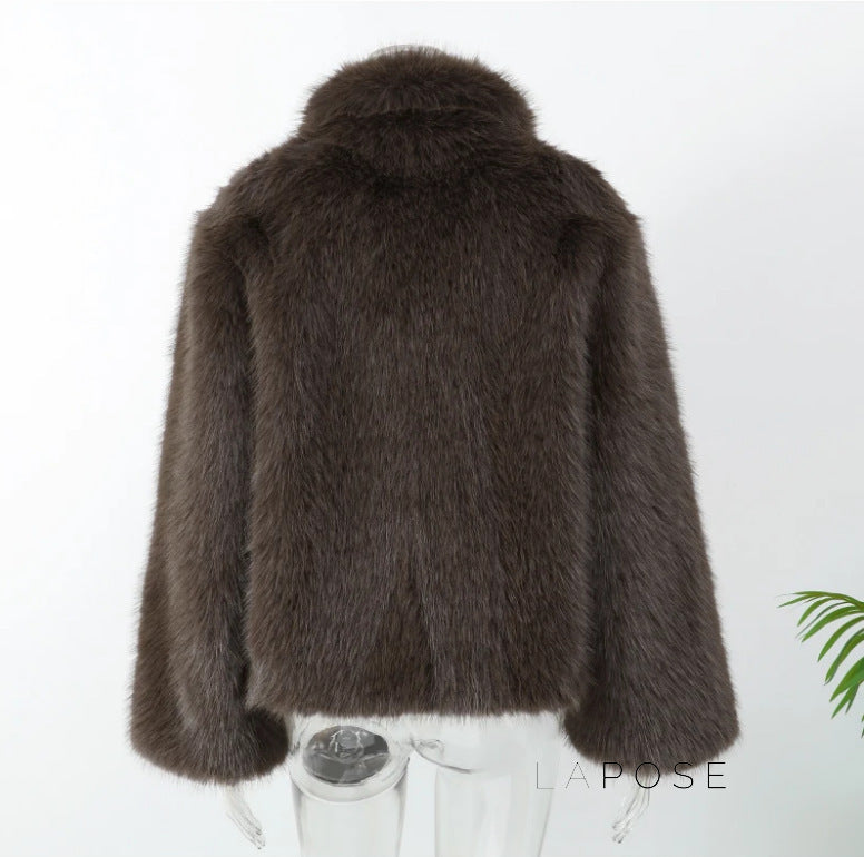 Polished Jacket with an Effortless Classic Look