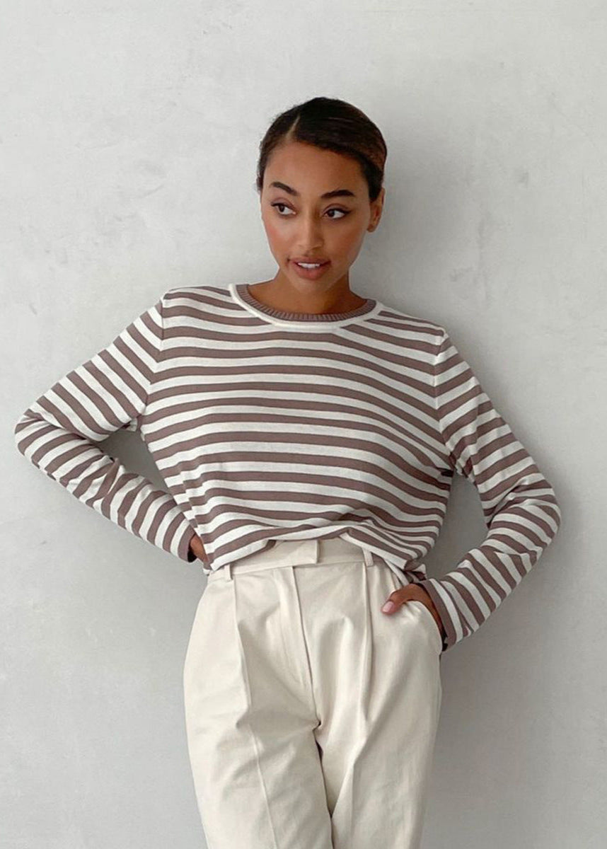 Classic Vintage & Enduringly Stylish Top