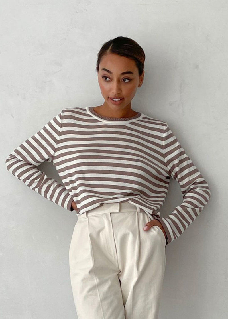 Classic Vintage & Enduringly Stylish Top
