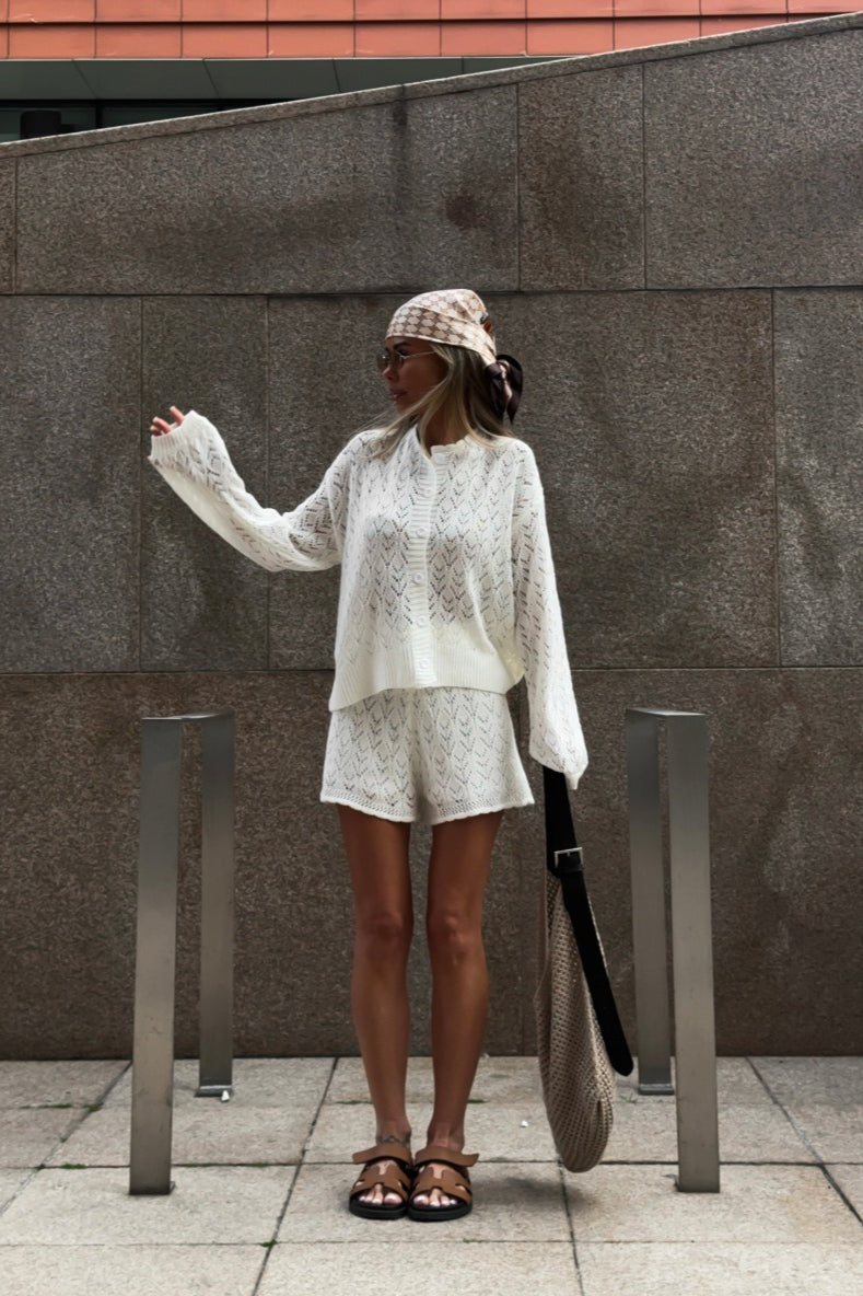 Effortlessly Elegant Garment with a Timeless Design