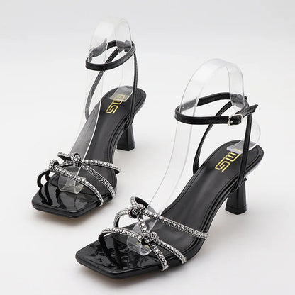 Well Tailored Heels with a Graceful Silhouette