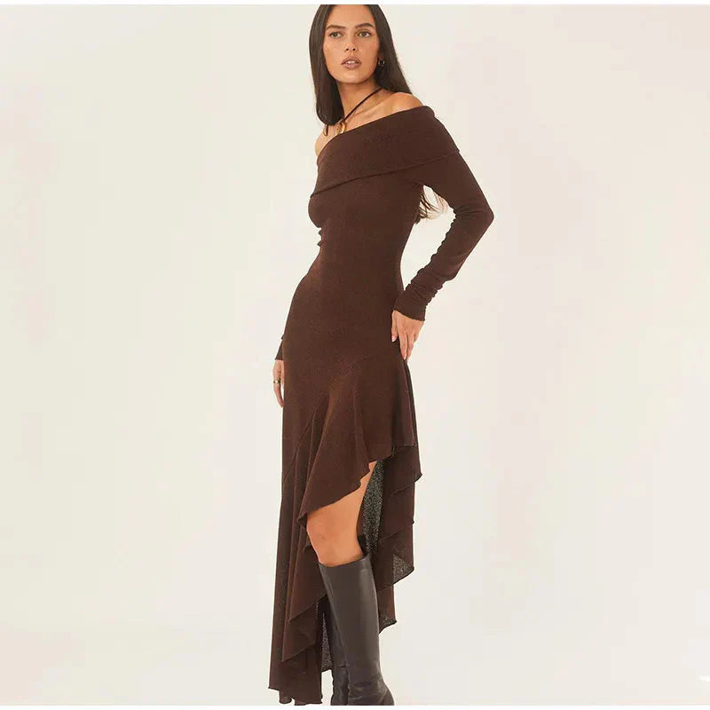 Well Tailored Dress with a Graceful Silhouette