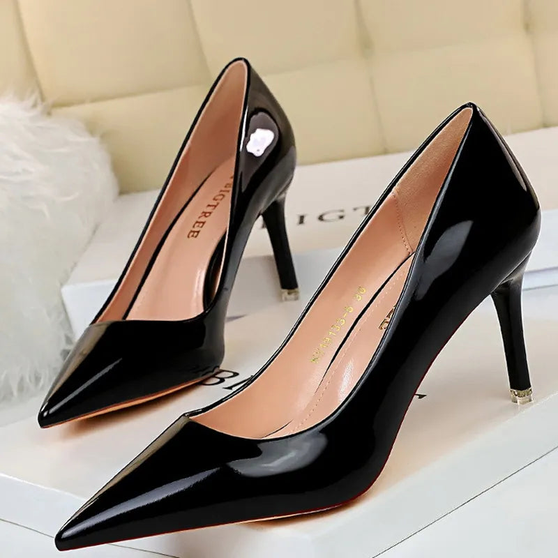A Vintage Style Shoes with Delicate Timeless Details