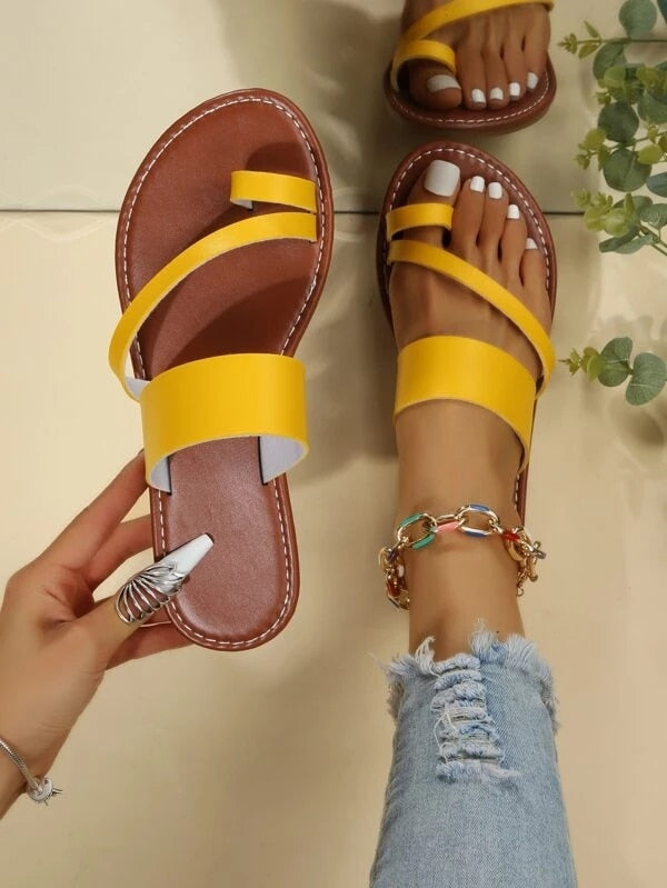 Polished Sandals with an Effortless Classic Look