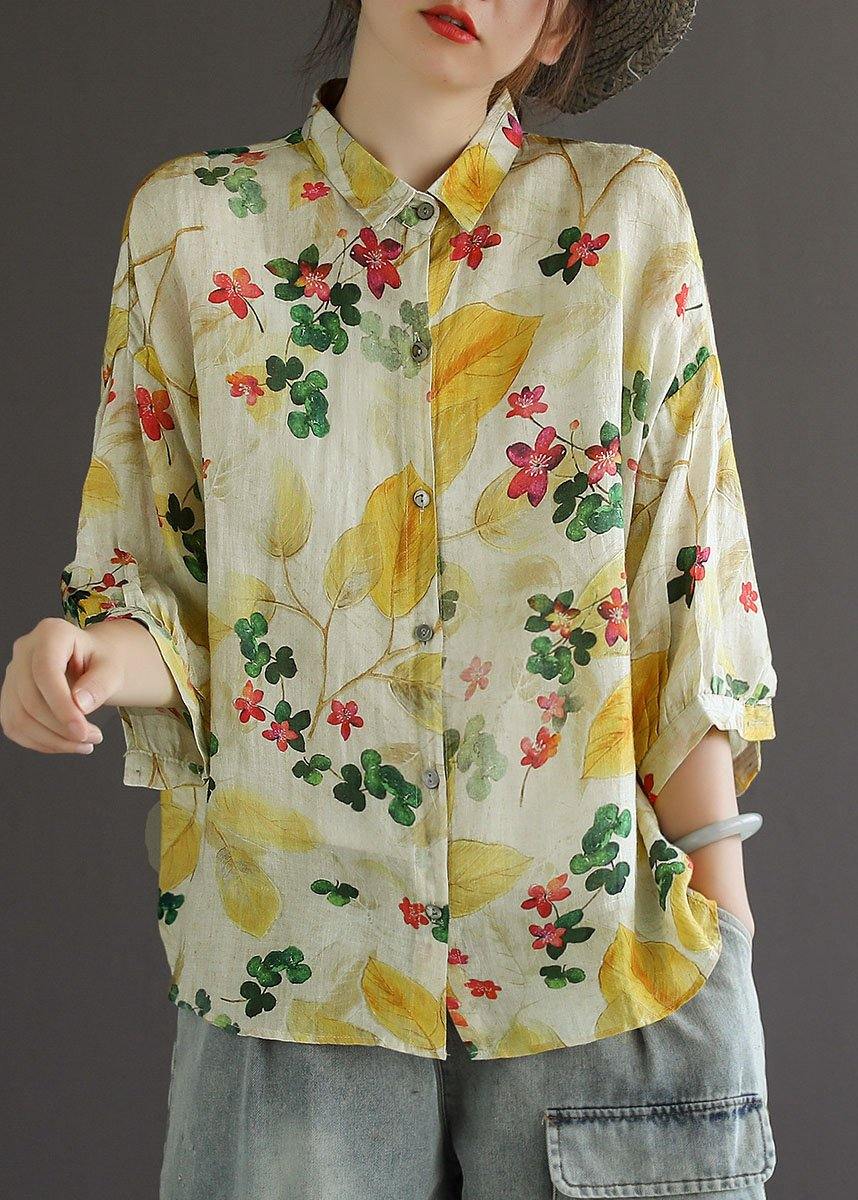 Well Tailored Top with a Graceful Silhouette