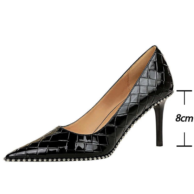 Polished Heels with an Effortless Classic Look