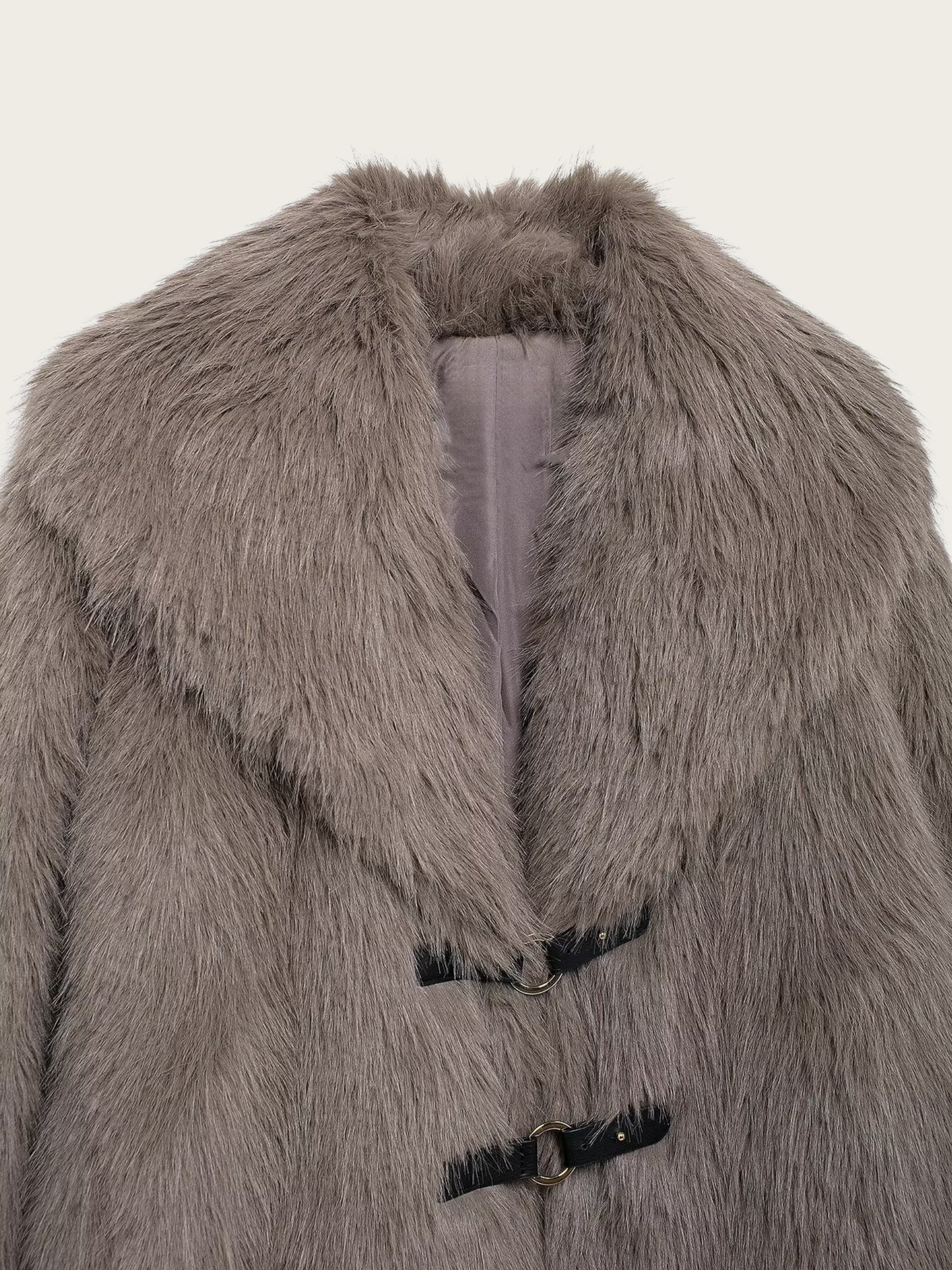 Elegantly Styled Coat for Everyday Wear