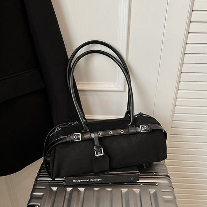 Polished Bag with an Effortless Classic Look