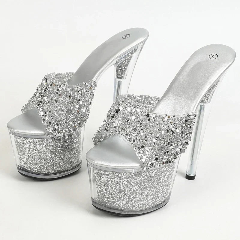 Polished Heels with an Effortless Classic Look