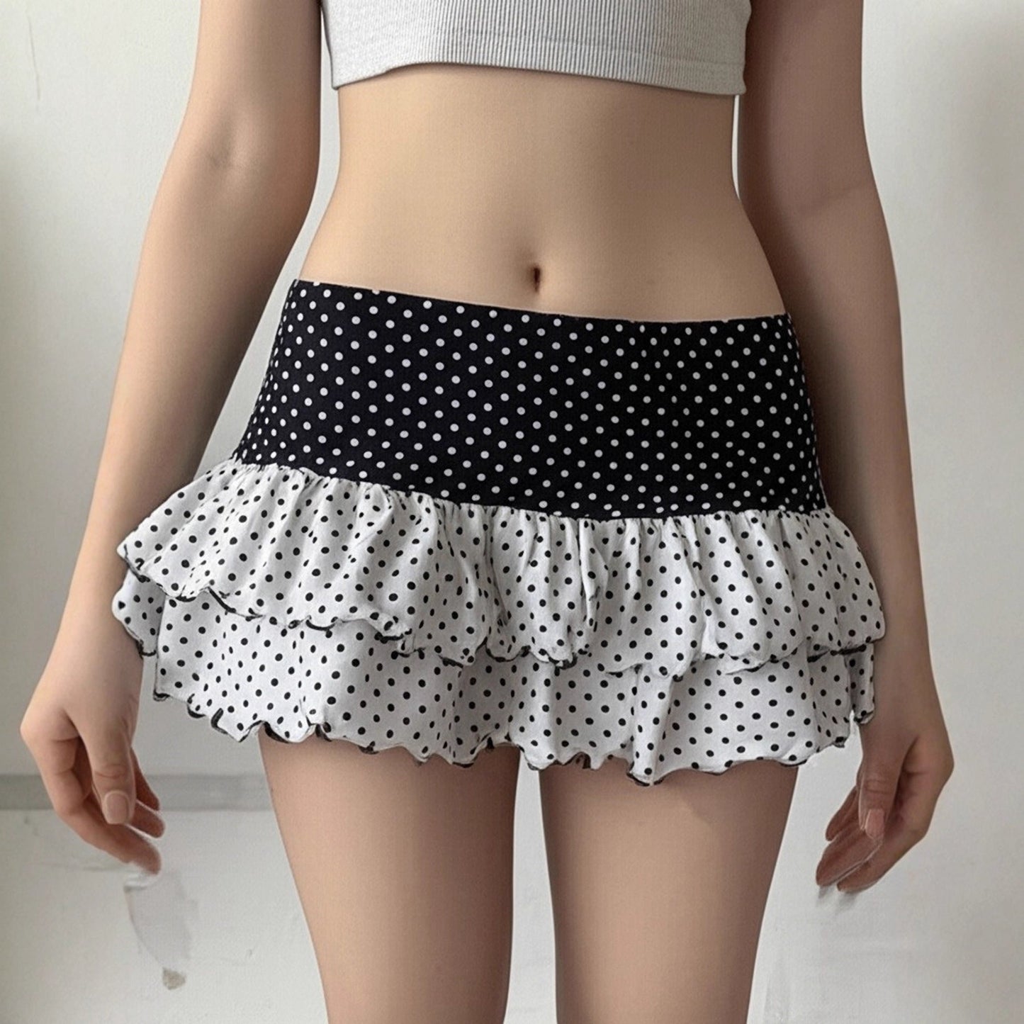 Effortlessly Elegant Garment with a Timeless Design