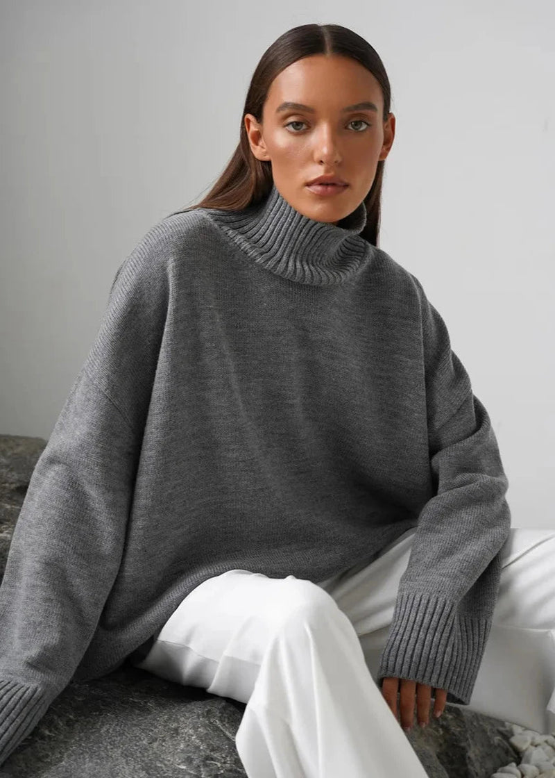 Effortlessly Elegant Sweater with a Timeless Design