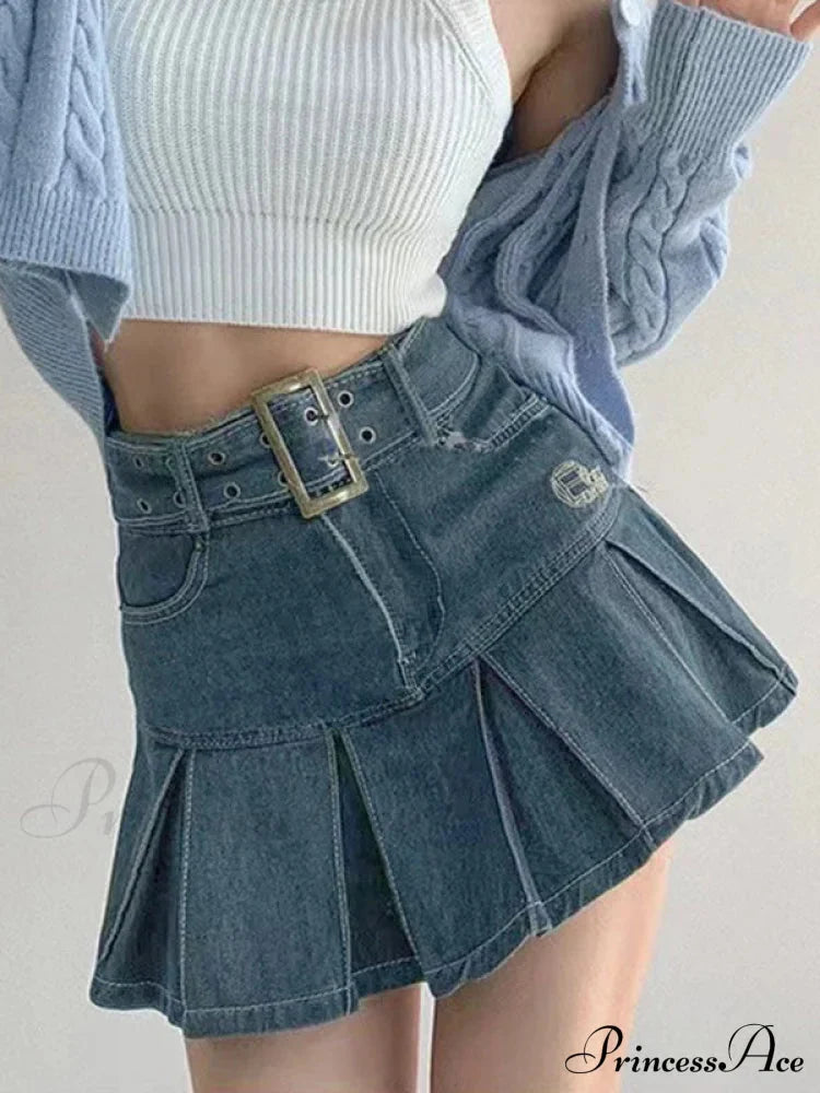 Buckle Belt Low Waist Denim Mini Skirt