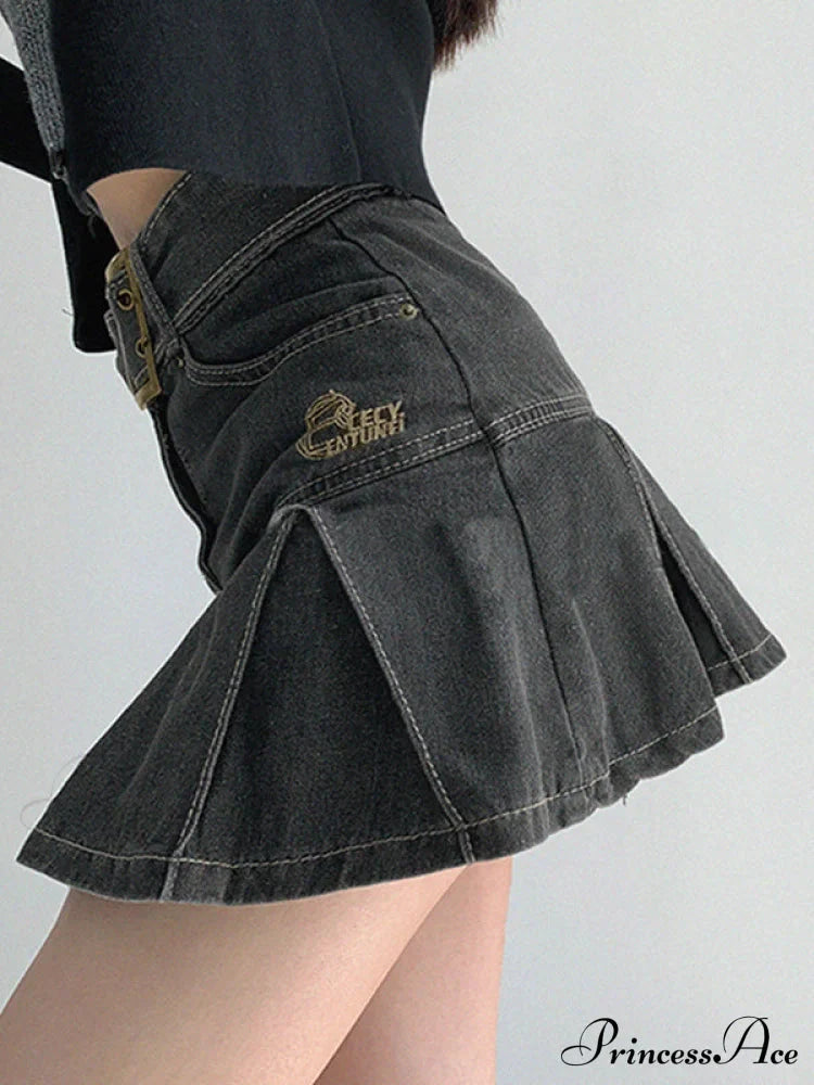 Buckle Belt Low Waist Denim Mini Skirt