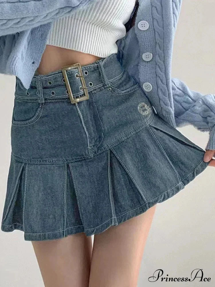 Buckle Belt Low Waist Denim Mini Skirt