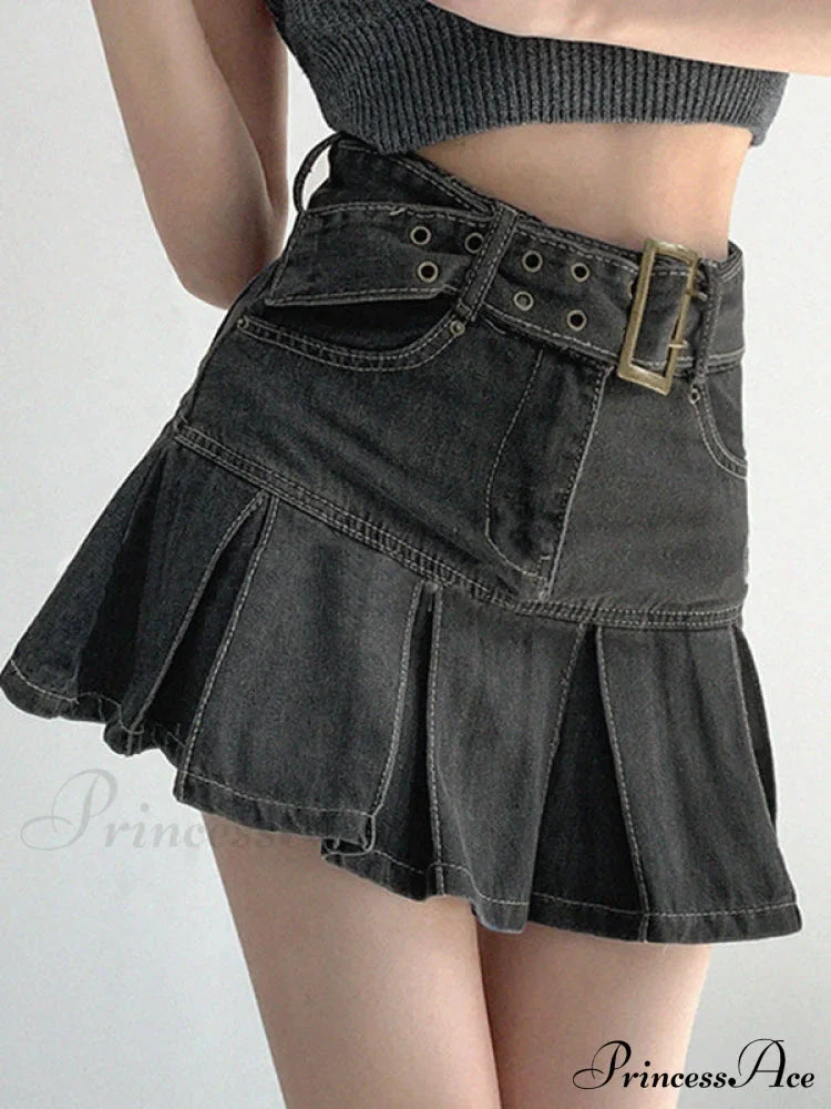 Buckle Belt Low Waist Denim Mini Skirt