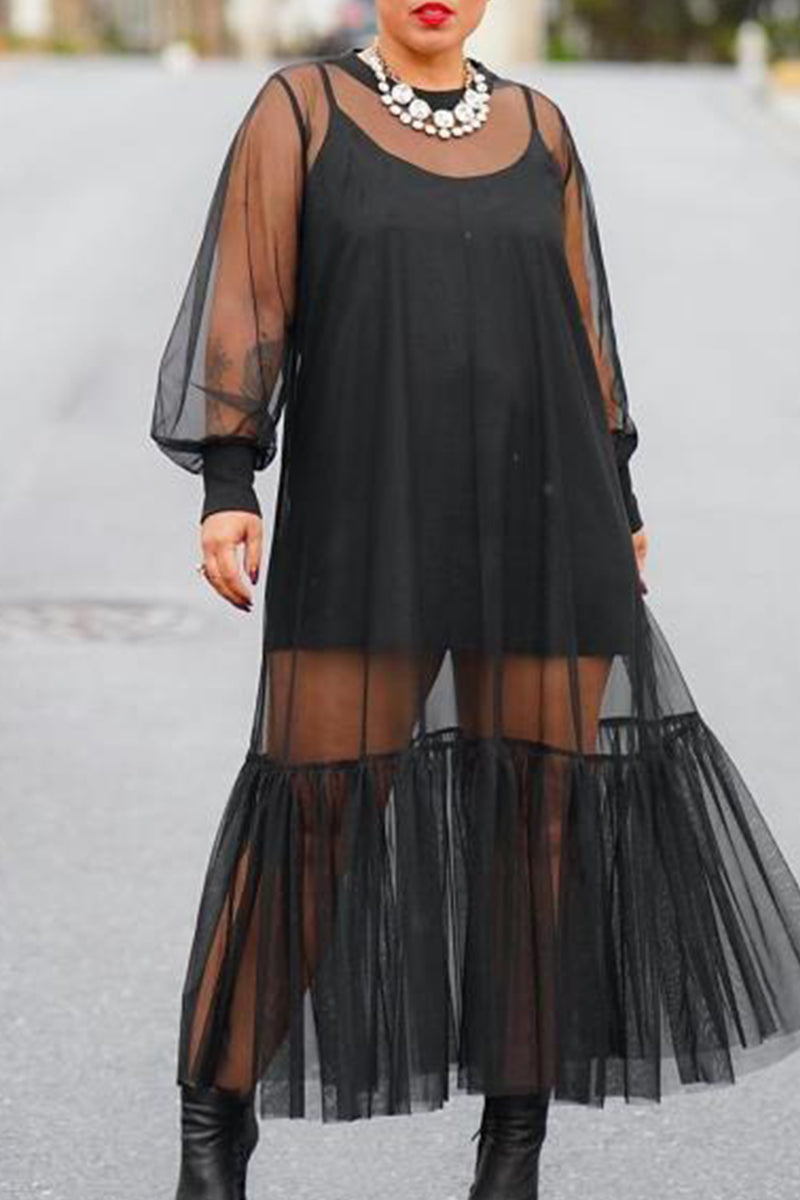 Gracefully Styled Garment for Any Occasion