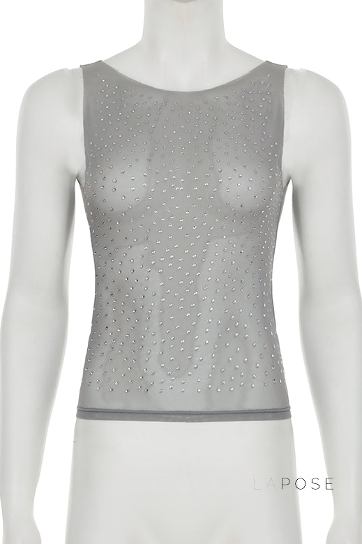 Well Tailored Garment with a Graceful Silhouette