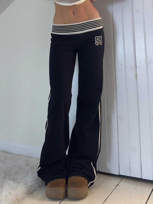 Classic Vintage Pants with a Flattering Fit